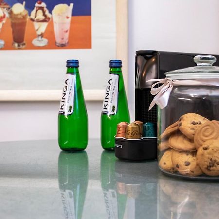 Apartament Przy Metrze Wierzbno Z Nuta Vintage Warszawa Exteriör bild
